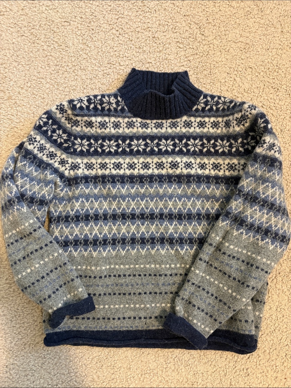 Women’s vintage 100% lamb wool Mock Neck Sweater - Blue & Cream